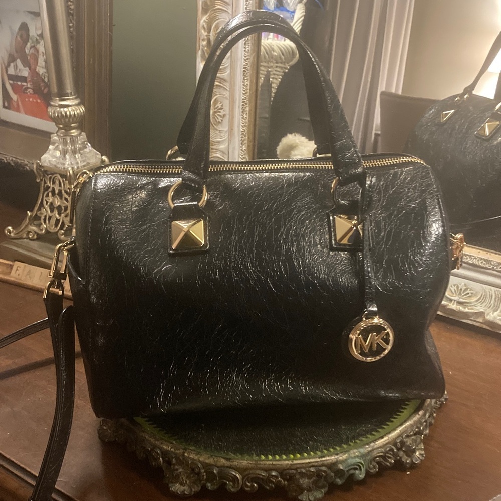 Like NEW Micheal Kors Black Leather Grayson Duffle Satchel